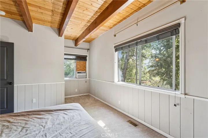 337 Wylerhorn, Crestline, California 92325