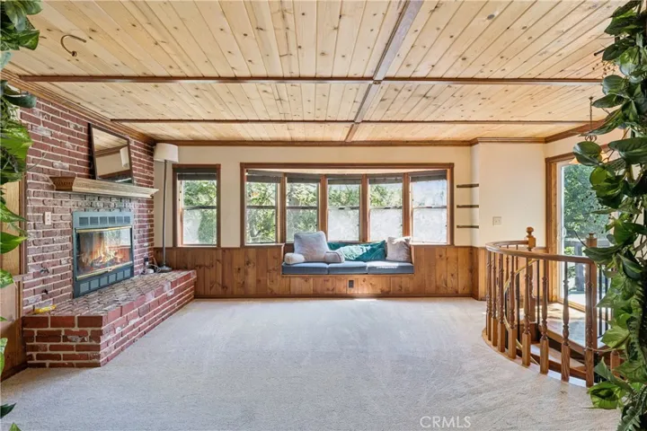 Bouns Room/Second Family Room
