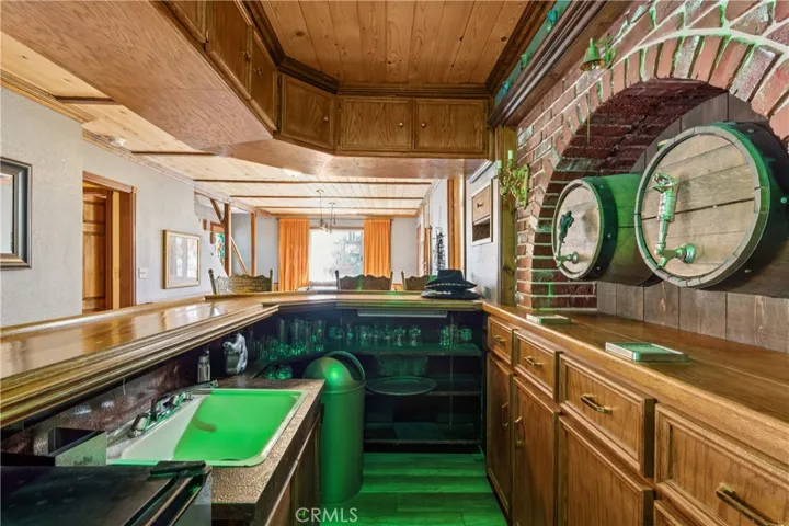 337 Wylerhorn, Crestline, California 92325