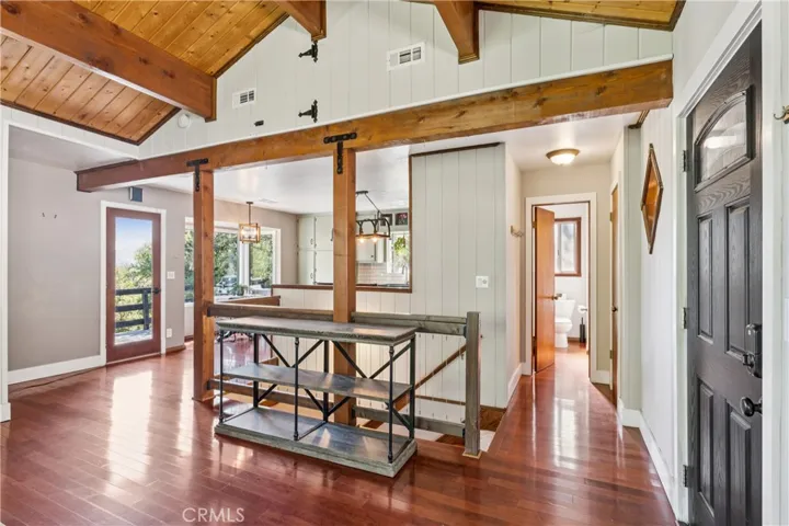 337 Wylerhorn, Crestline, California 92325