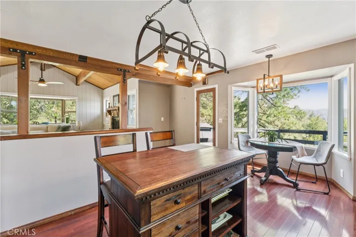 337 Wylerhorn, Crestline, California 92325