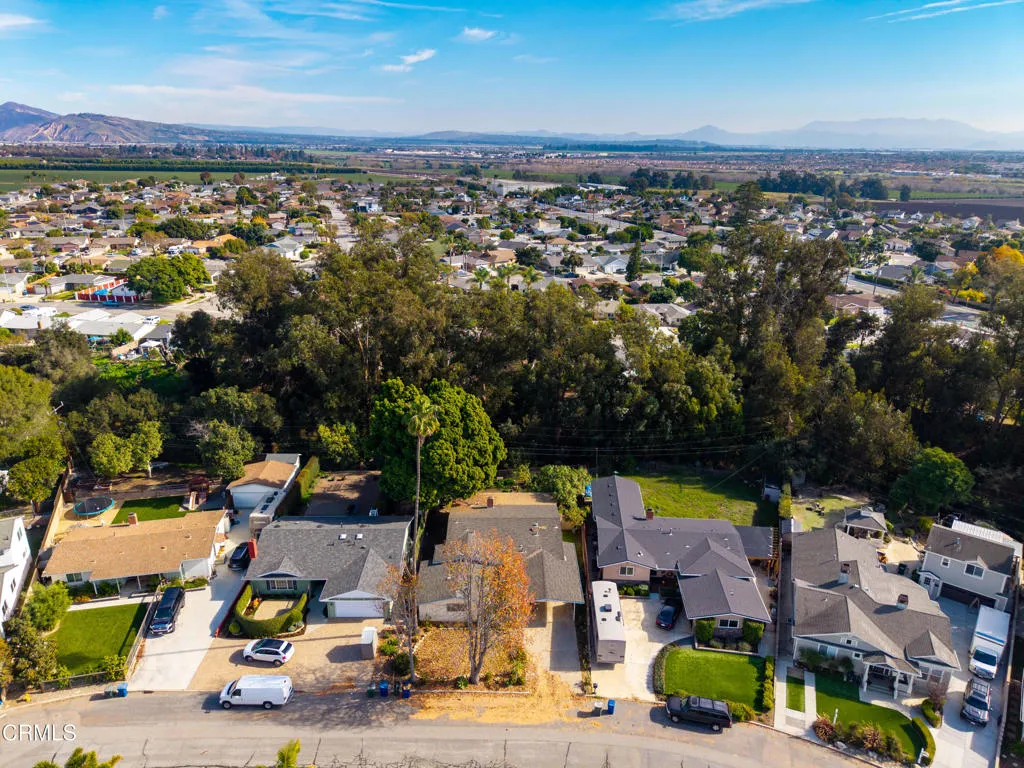 7092 Harmon Drive, Ventura, California 93003 home-pic-1
