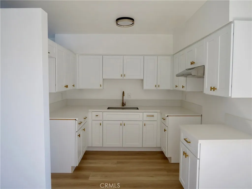 212 W 84th, Los Angeles, California 90003 home-pic-13