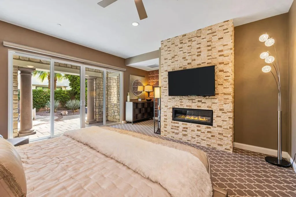 17 Emerald Court, Rancho Mirage, California 92270 home-pic-38
