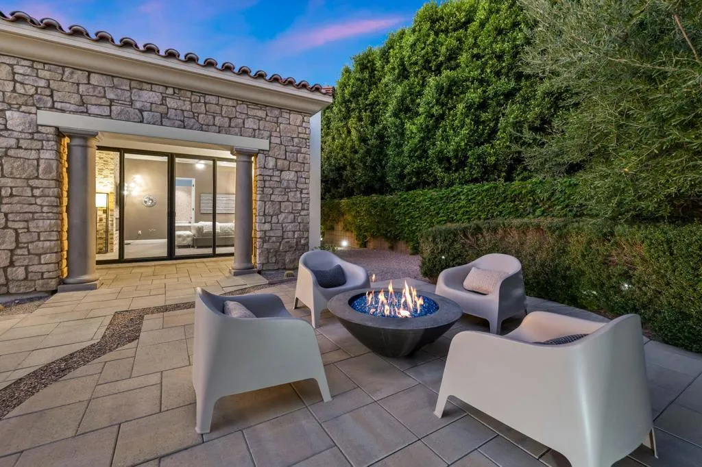 17 Emerald Court, Rancho Mirage, California 92270 home-pic-65