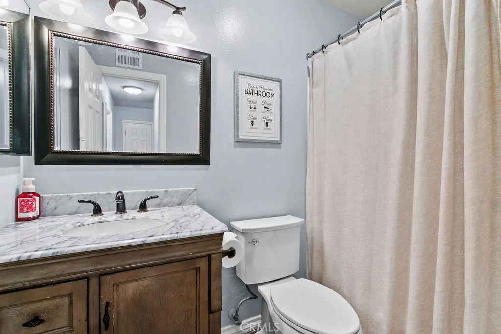 2961 S Fairview, Santa Ana, California 92704 home-pic-18