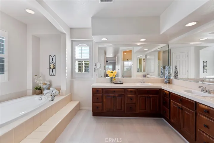 Primary Ensuite Bathroom