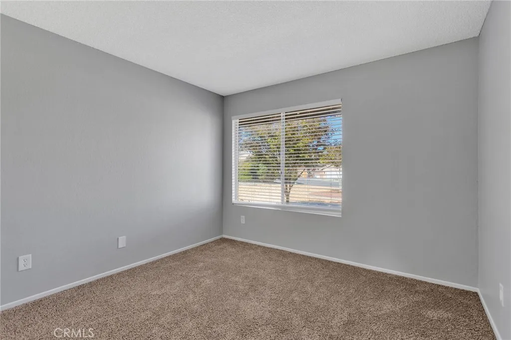 12710 Santa Anita, Victorville, California 92395 home-pic-14