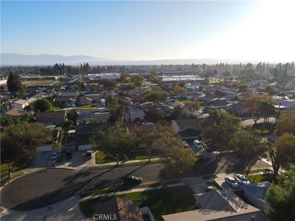 846 Linden Street, Ontario, California 91762 home-pic-35