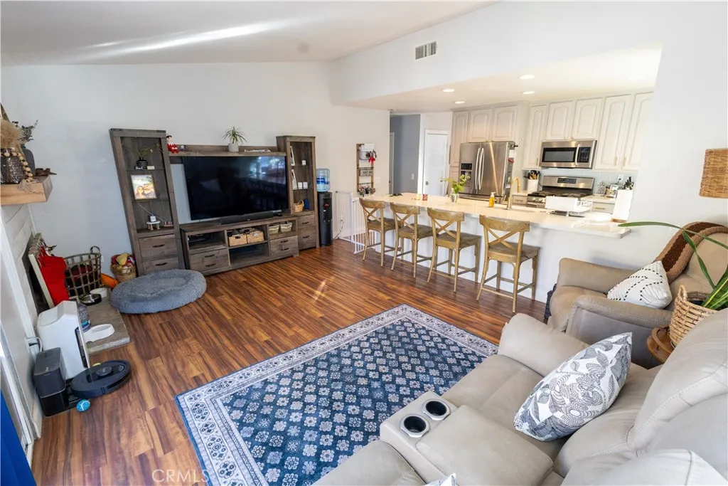 846 Linden Street, Ontario, California 91762 home-pic-19