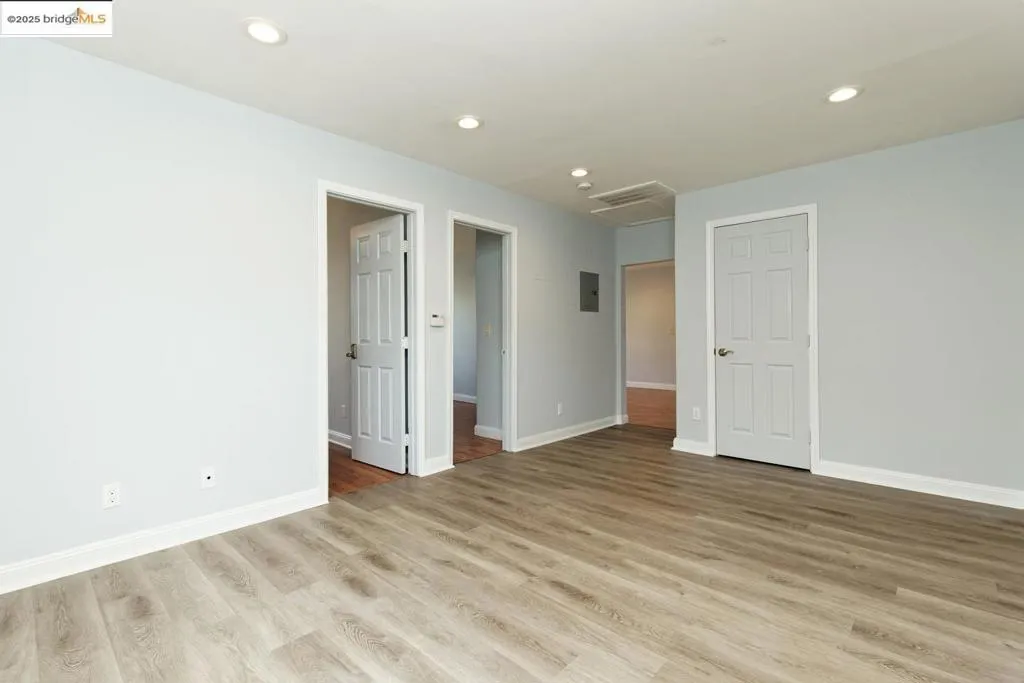 4251 Porter St, Oakland, California 94619 home-pic-19