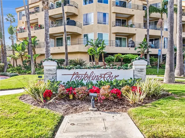 16291 Countess Drive 203, Huntington Beach, California 92649