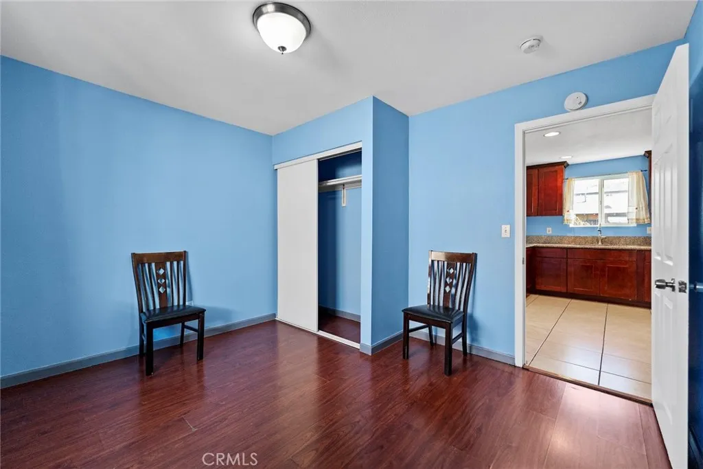 758 E 76th Pl Place, Los Angeles, California 90001 home-pic-21