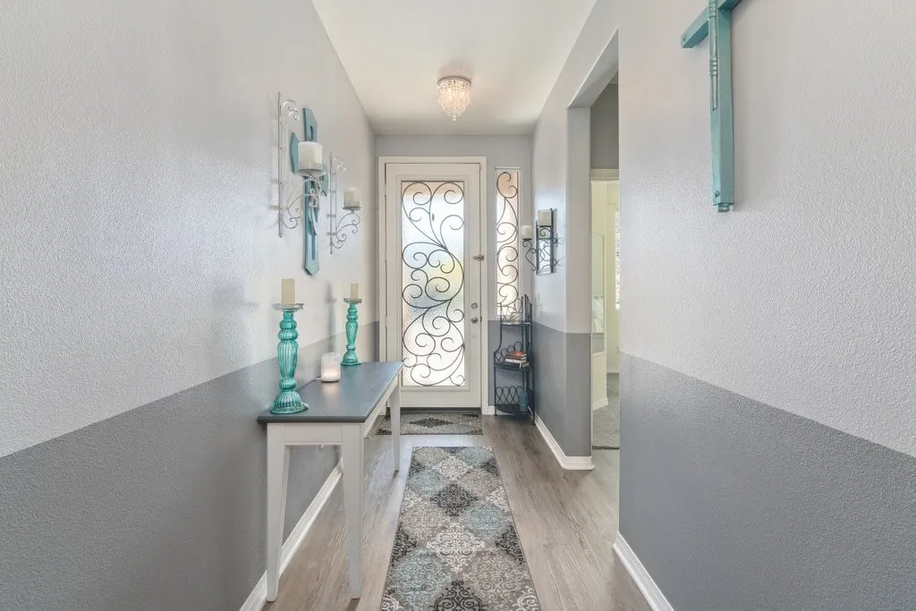 29268 Glasgow Lane, Lake Elsinore, California 92530 home-pic-2