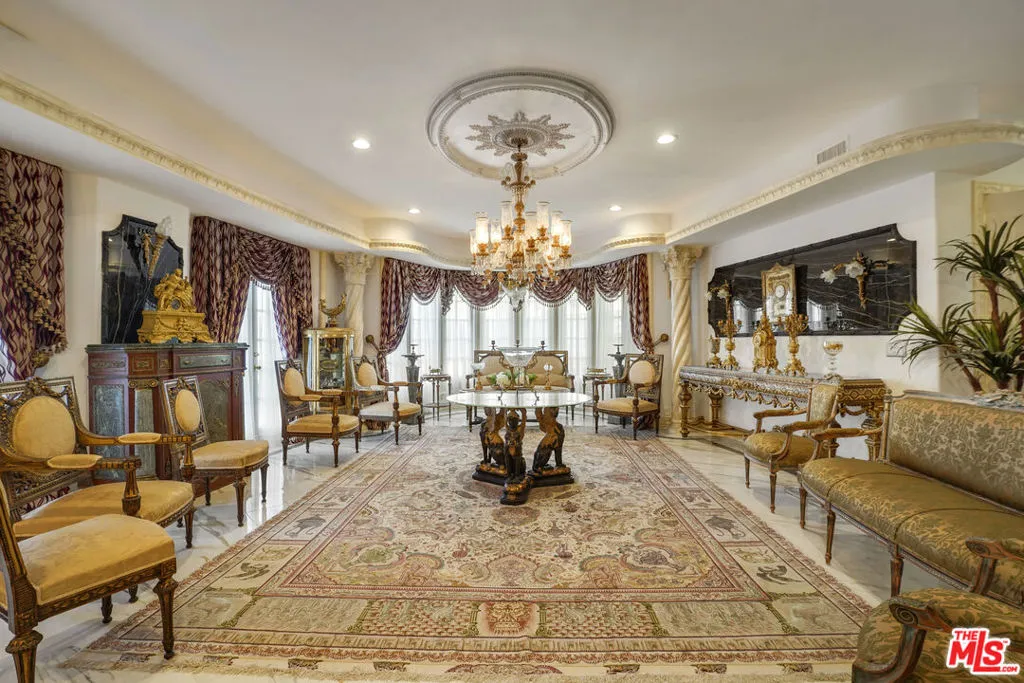 2258 Gloaming Way, Beverly Hills, California 90210 home-pic-4