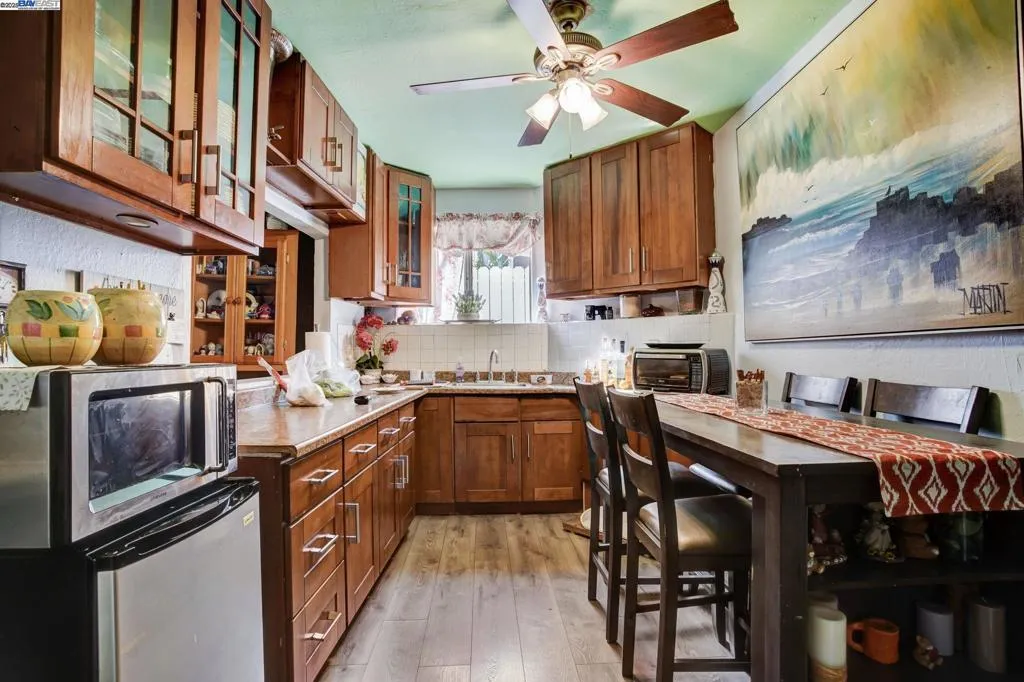 1725 96th Ave, Oakland, California 94603 home-pic-50