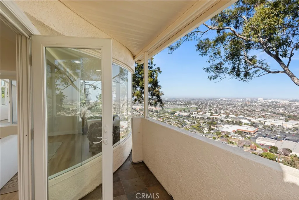 4317 Paseo De Las Tortugas, Torrance, California 90505 home-pic-17