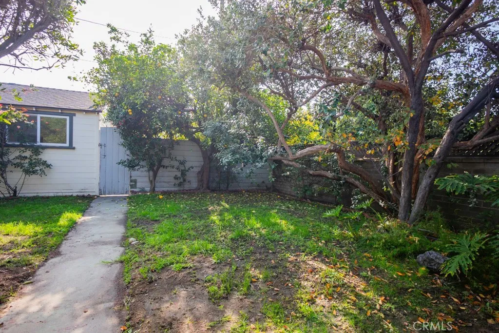 12500 Martha, Valley Village, California 91607 home-pic-58