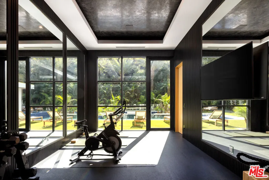 13187 Chalon Road, Los Angeles, California 90049 home-pic-30