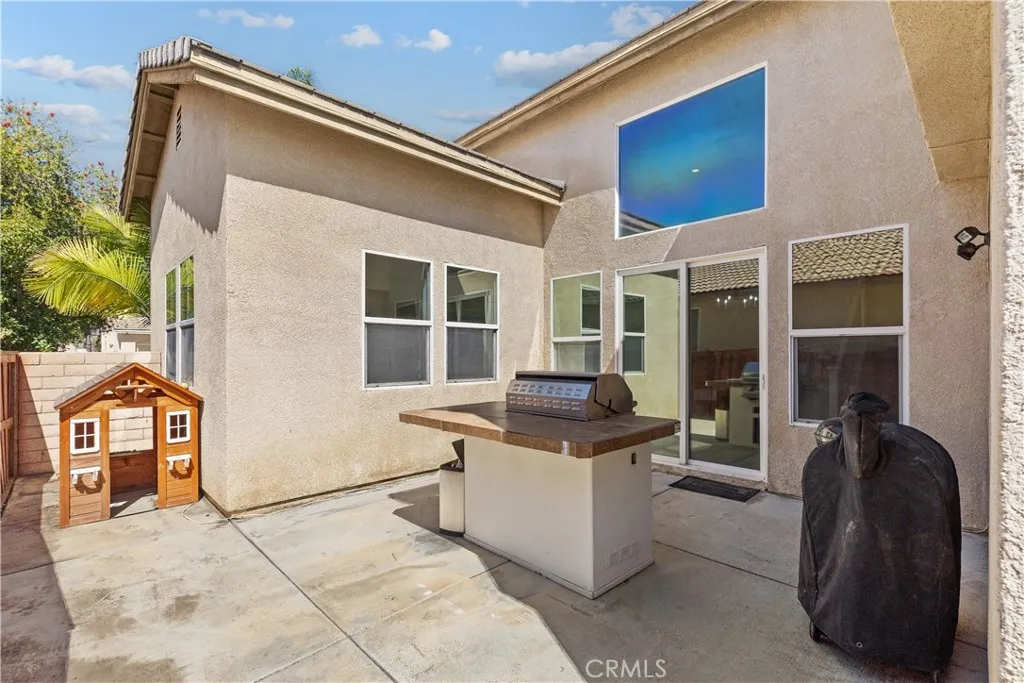 29864 Warm Sands Drive, Menifee, California 92584 home-pic-37