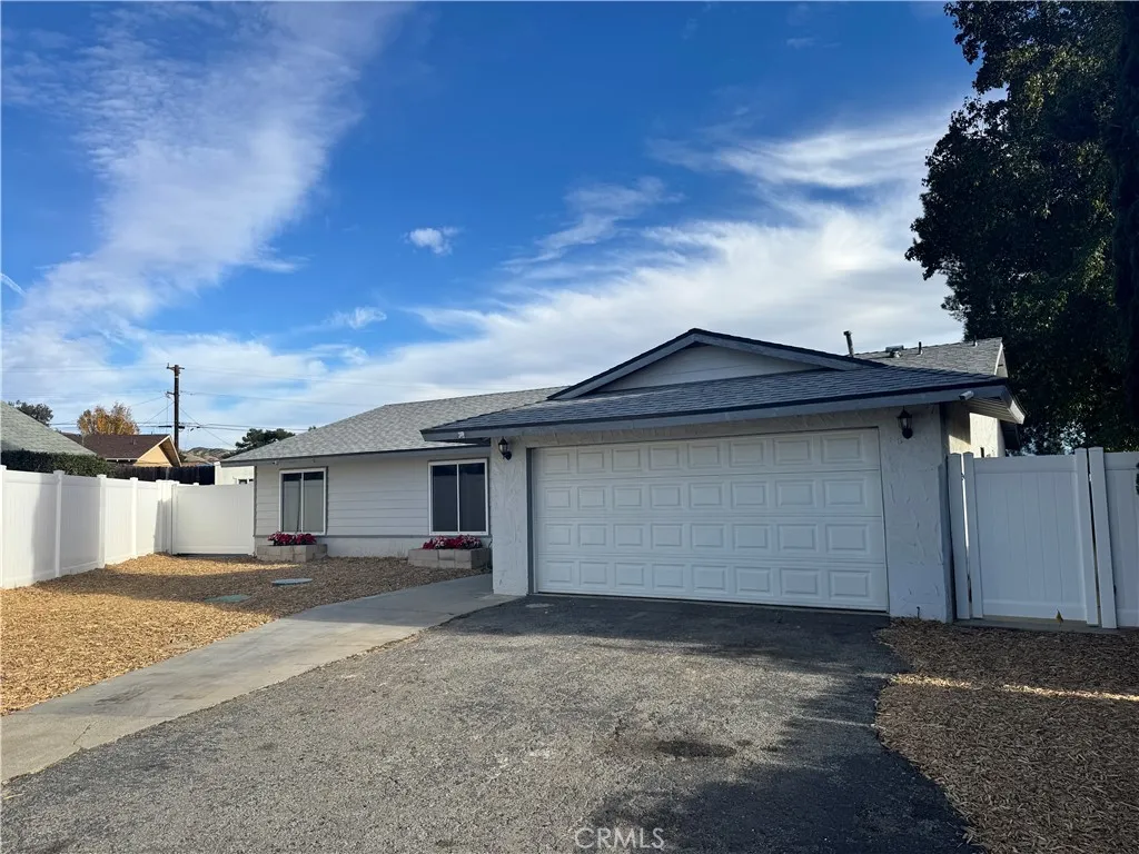 40471 Rome Beauty, Cherry Valley, California 92223 home-pic-1
