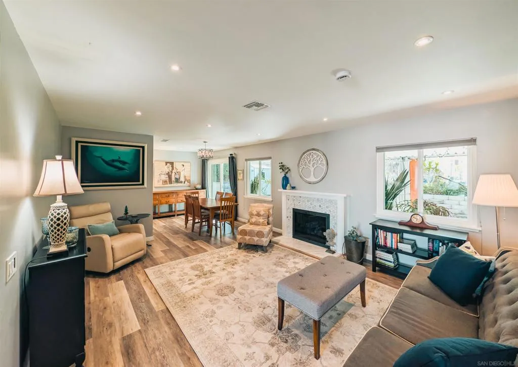 16482 Roca Dr, San Diego, California 92128 home-pic-4