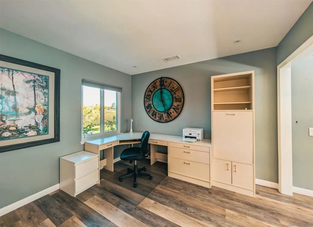 16482 Roca Dr, San Diego, California 92128 home-pic-18