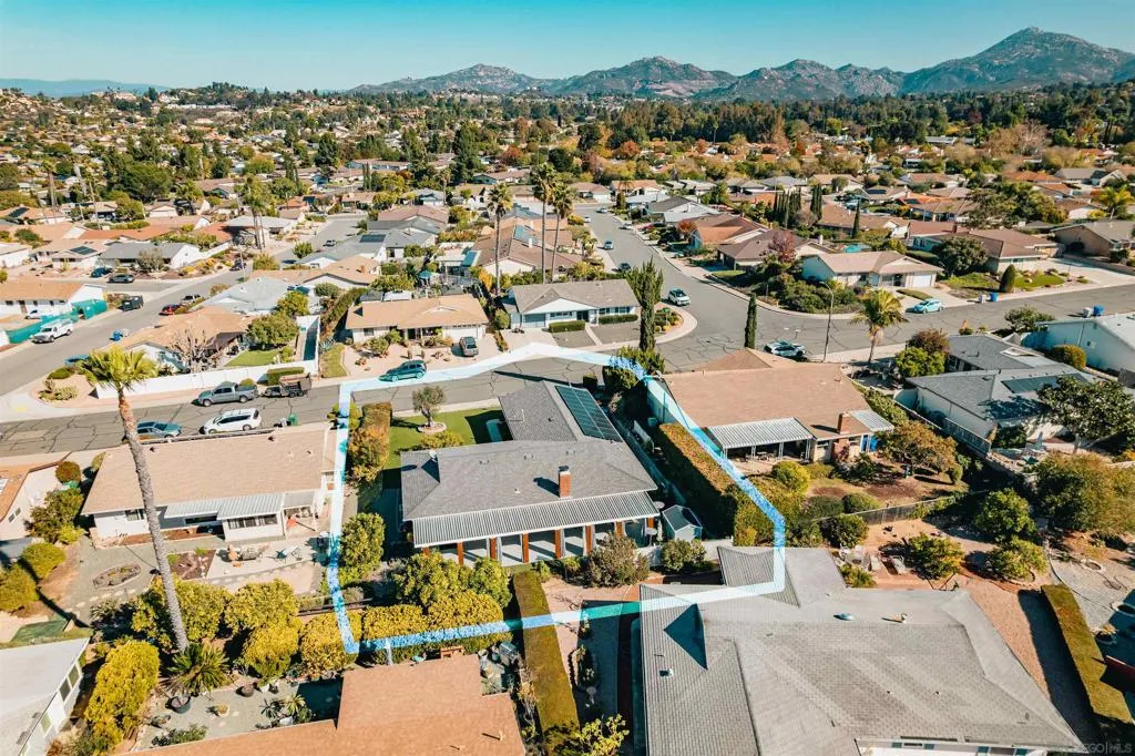 16482 Roca Dr, San Diego, California 92128 home-pic-50