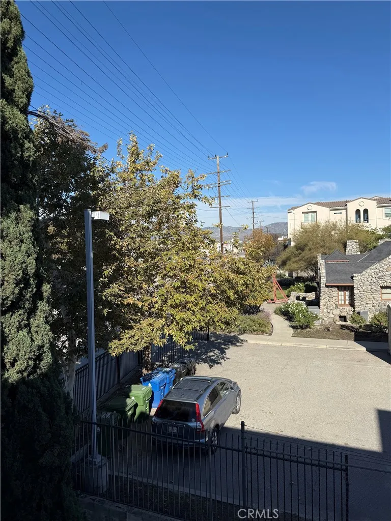 10749 New Haven, Sun Valley, California 91352 home-pic-8