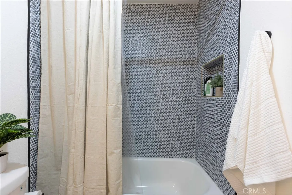 16509 Caballero Lane 30b, Huntington Beach, California 92649 home-pic-3