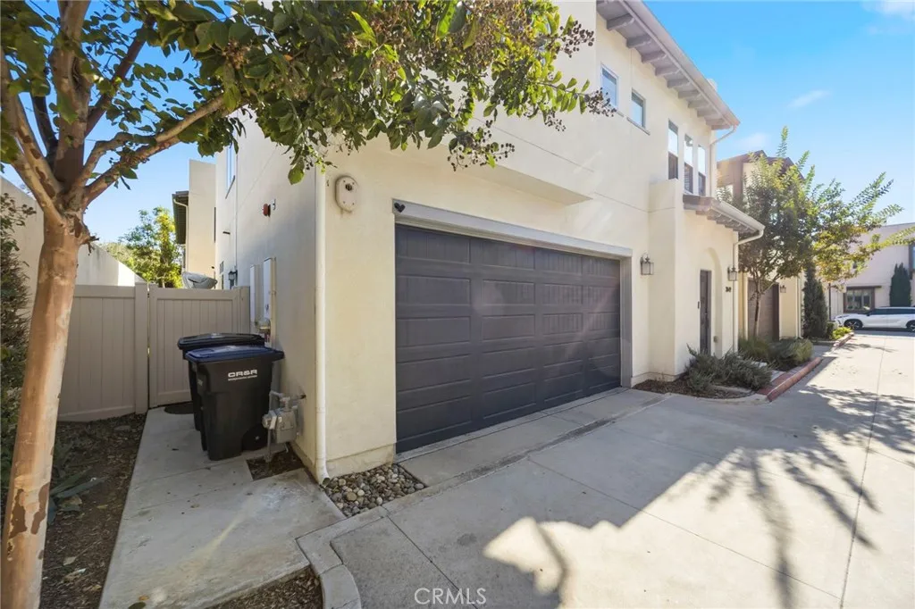 2049 N Orange Olive, Orange, California 92865 home-pic-1
