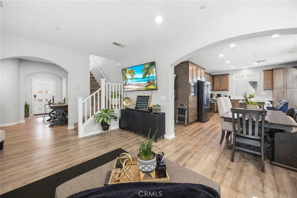 2049 N Orange Olive, Orange, California 92865 home-pic-9