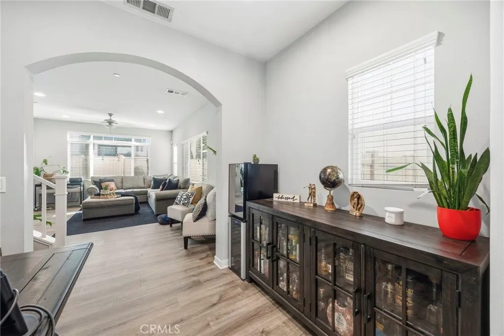 2049 N Orange Olive, Orange, California 92865 home-pic-4