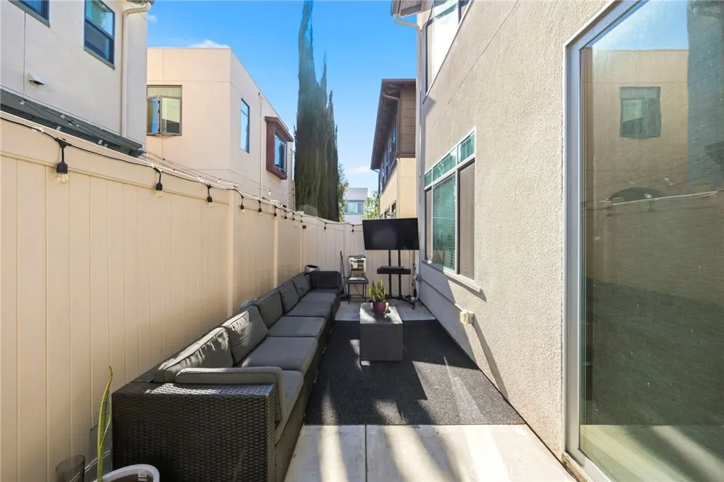 2049 N Orange Olive, Orange, California 92865 home-pic-30