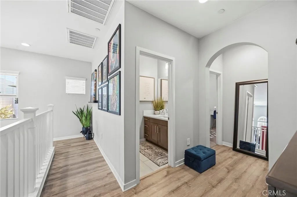 2049 N Orange Olive, Orange, California 92865 home-pic-17