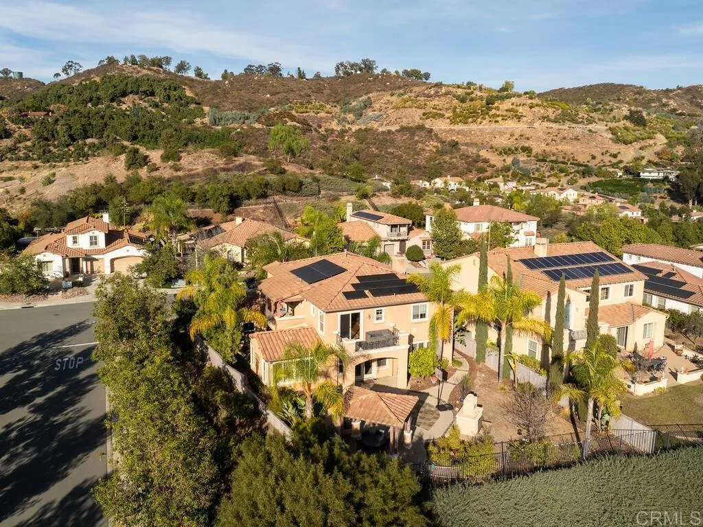 2509 Honeybell Lane, Escondido, California 92027 home-pic-28