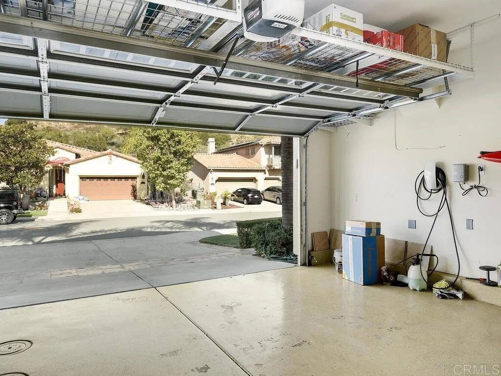 2509 Honeybell Lane, Escondido, California 92027 home-pic-23
