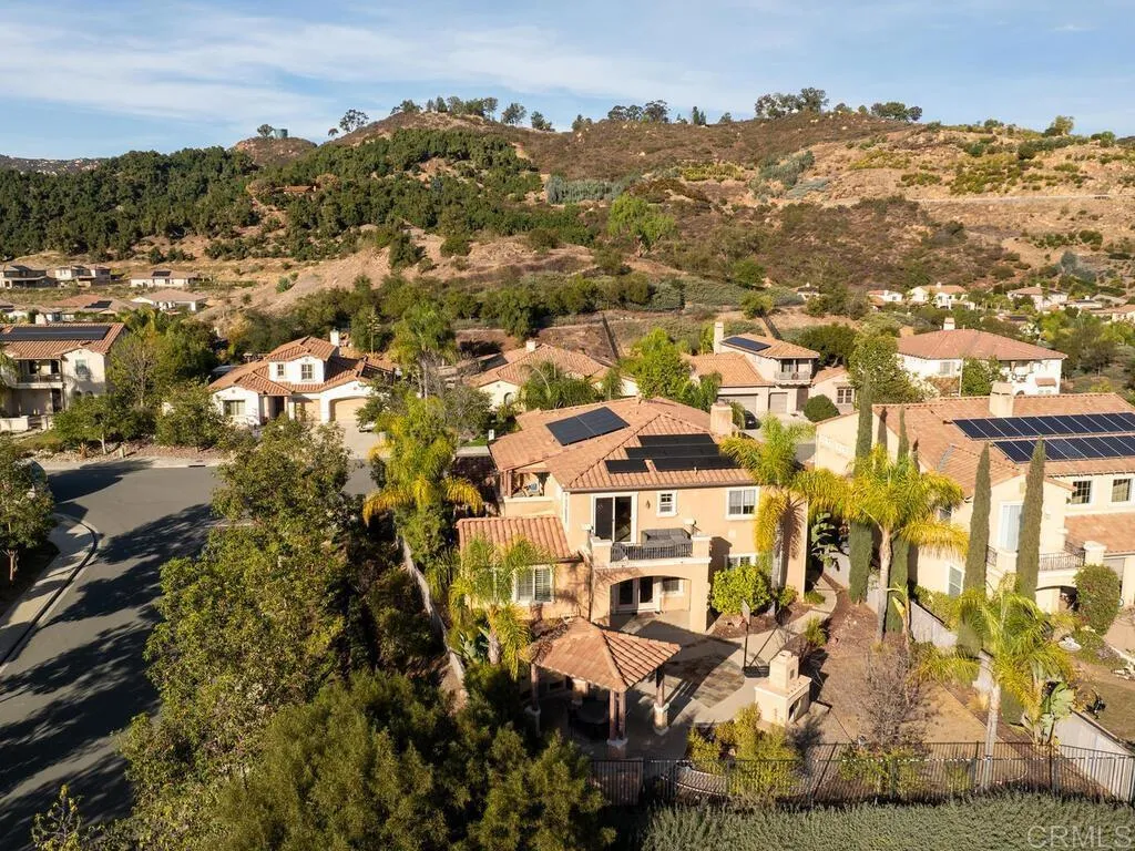 2509 Honeybell Lane, Escondido, California 92027 home-pic-29