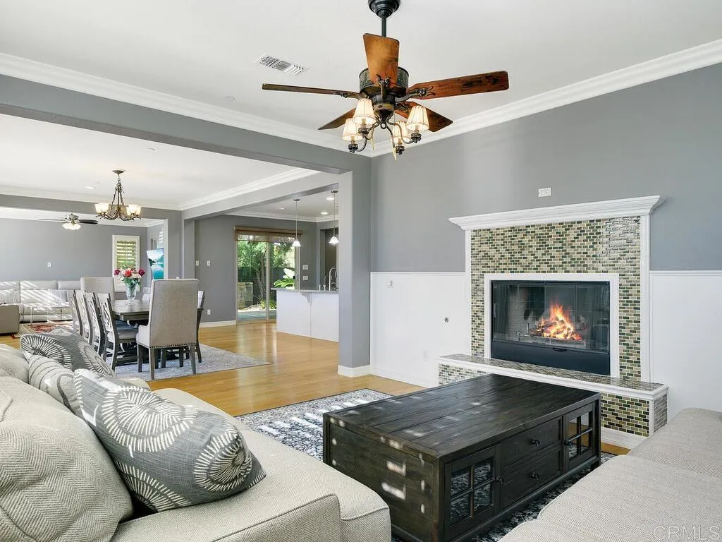 2509 Honeybell Lane, Escondido, California 92027 home-pic-11