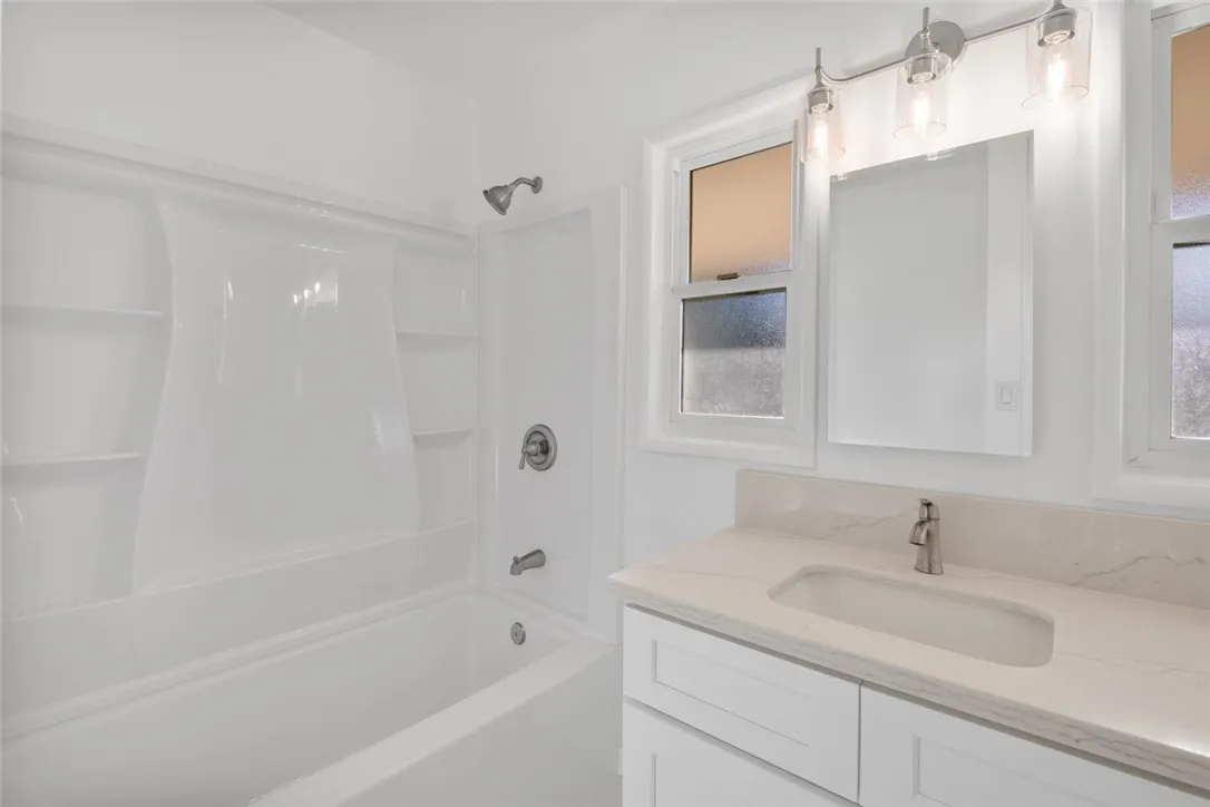 14427 Reis, Whittier, California 90604 home-pic-25