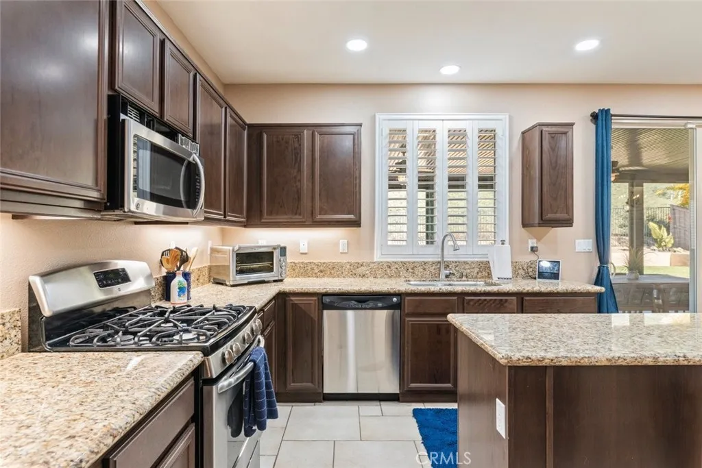 34136 Camelina, Lake Elsinore, California 92532 home-pic-13