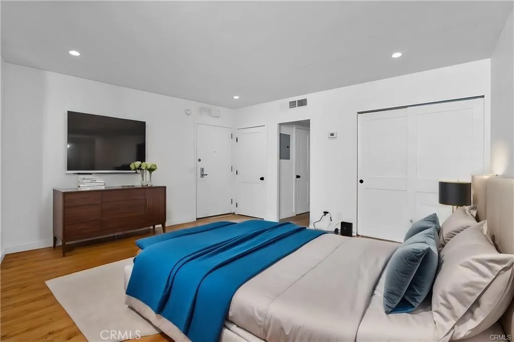 7250 Franklin 406, Los Angeles, California 90046 home-pic-6