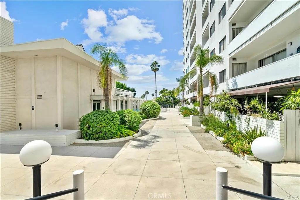 7250 Franklin 406, Los Angeles, California 90046 home-pic-16