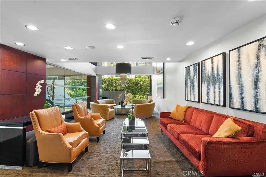 7250 Franklin 406, Los Angeles, California 90046 home-pic-2