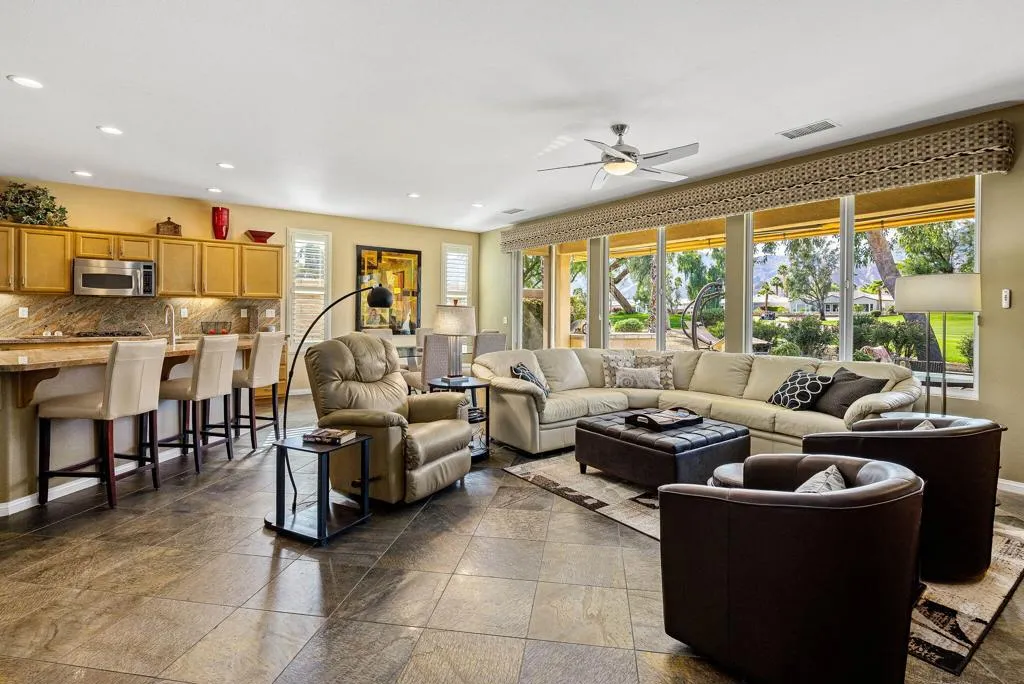 81945 Golden Star Way, La Quinta, California 92253 home-pic-9