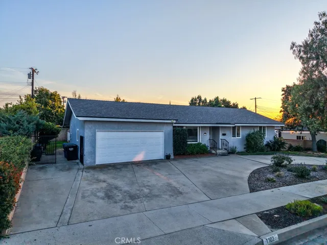1102 E Renwick, Glendora, California 91740