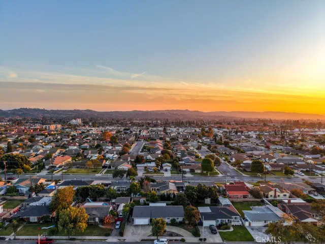 1102 E Renwick, Glendora, California 91740