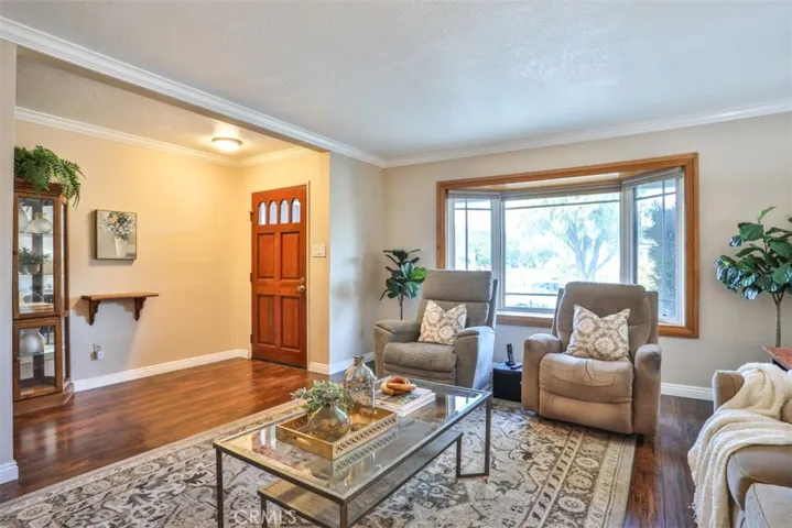 1102 E Renwick, Glendora, California 91740