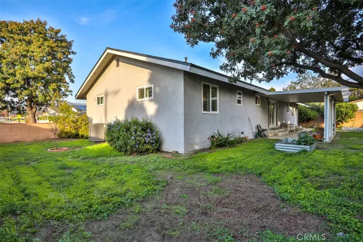 1102 E Renwick, Glendora, California 91740