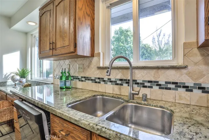 1102 E Renwick, Glendora, California 91740